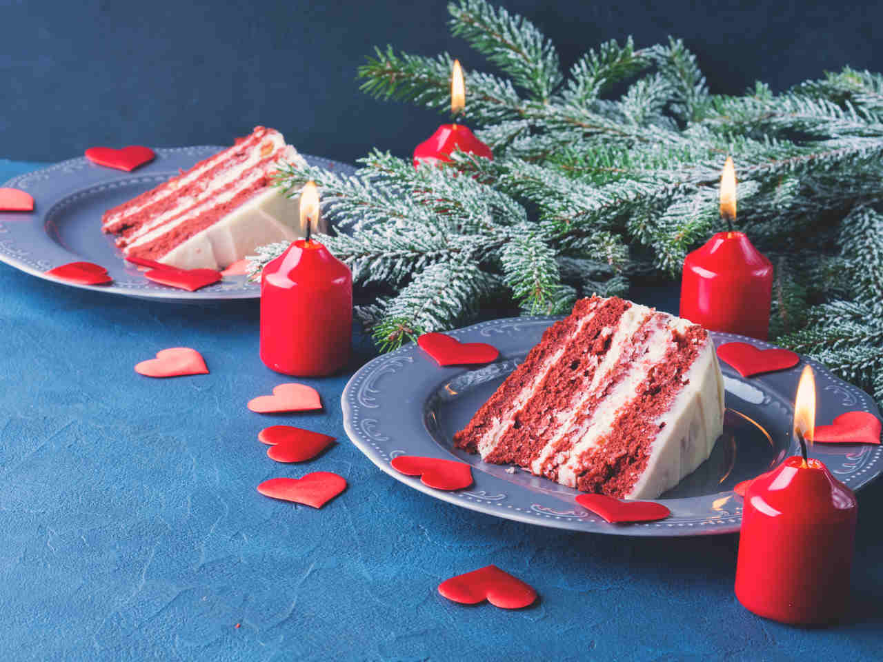 sevgililer günü için romantik red velvet pasta